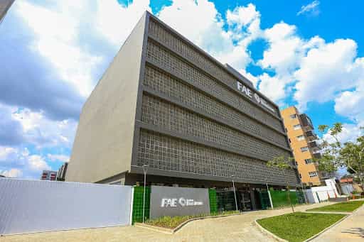 Fachada da unidade Colégio Bom Jesus São José dos Pinhais
