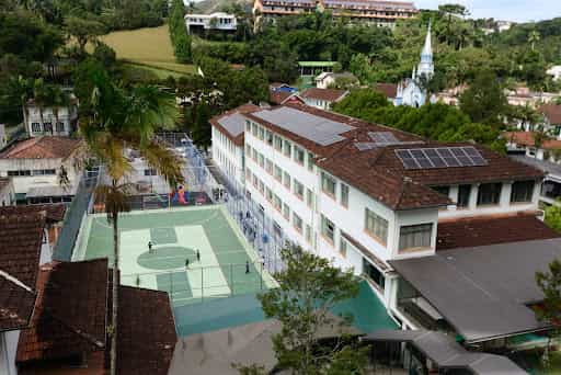 Fachada da unidade Colégio Bom Jesus São José Petrópolis
