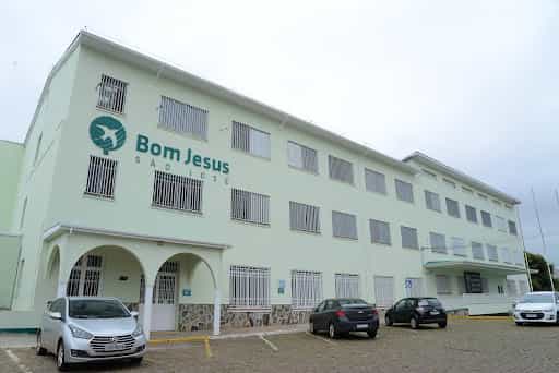 Fachada da unidade Colégio Bom Jesus São José